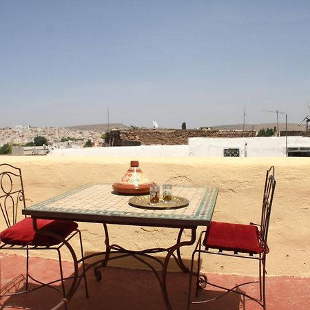 La Maison Des Lallas Hotel Sefrou Bagian luar foto