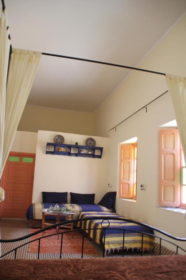 La Maison Des Lallas Hotel Sefrou Bagian luar foto