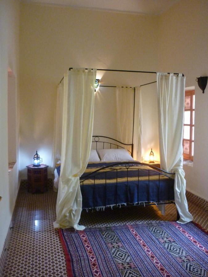 La Maison Des Lallas Hotel Sefrou Bagian luar foto