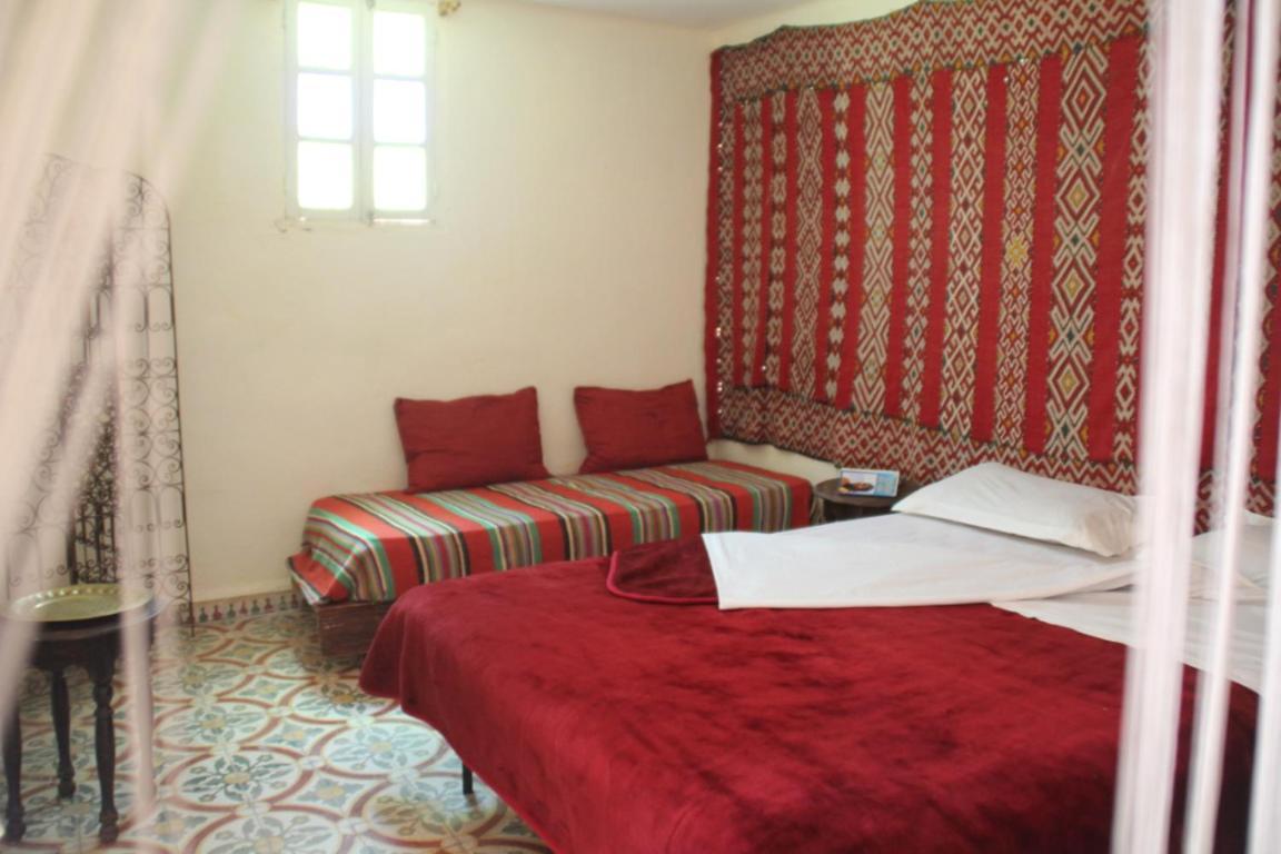 La Maison Des Lallas Hotel Sefrou Bagian luar foto